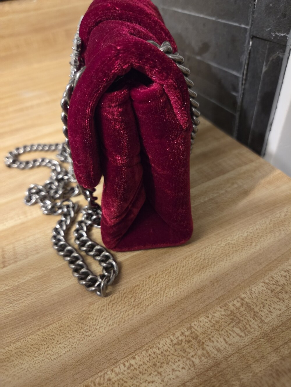 Kurt Geiger RARE Burgandy Velvet Kensington & Dustbag - Picture 4 of 7
